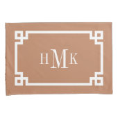 Terracotta Griekse Sleutel Monogram Paar Standaard Kussensloop (Voorkant-Rechts)