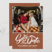 terracotta grillige hand geletterde foto overlay save the date (Voorkant / Achterkant)