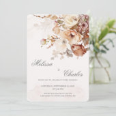 Terracotta herfst bloemenbruiloft uitnodiging (Staand voorkant)