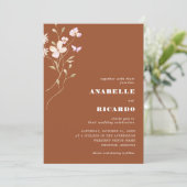 Terracotta Herfst Wildbloemen Foto QR Code Bruilof Kaart (Staand voorkant)