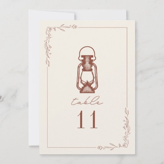 Terracotta Lantern Wedding Table Number Kaart (Achterkant)