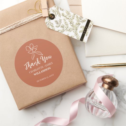 Terracotta Minimal Floral Wedding Favors Ronde Sticker (Geschenken)