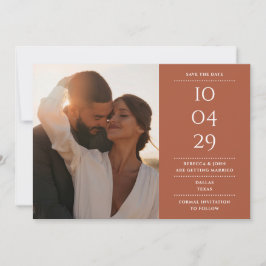 Terracotta moderne minimalistische trouwfoto save the date