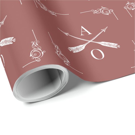 Terracotta Monogram en Pijlen Cadeaupapier (Rol Hoek)