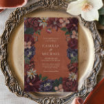 Terracotta Moody Floral Wedding Invitation Kaart<br><div class="desc">Vier je liefde met deze terracotta huwelijksuitnodiging met humeurige bloemen en rustieke charme. Een prachtige keuze voor herfst- of boho-bruiloften,  volledig aanpasbaar aan uw dag. Combineer het met meer bijpassende stukken in ons collectie.</div>