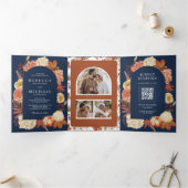 Terracotta Pompoen Bloemen QR Code Marine Bruiloft Drieluik Uitnodiging (Binnen)