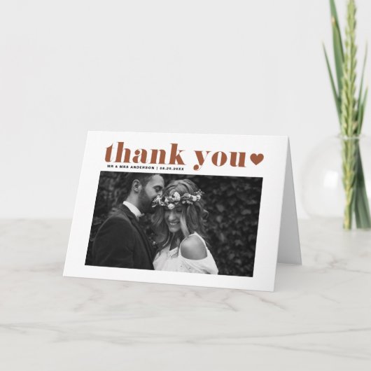 Terracotta Retro Vetgedrukte Typografie Fotobruilo Bedankkaart (Voorkant)