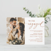 Terracotta Roest Foto Verlovingsfeest Uitnodiging (Staand voorkant)