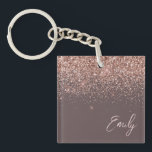 Terracotta Roos Gold Blush Pink Glitter Monogram Sleutelhanger<br><div class="desc">Terracotta en Roos Gold Blush Pink Faux Folie Sparkle Glitter Script Monogram Name Sleutelhanger. Dit maakt de perfecte liefhebbende 16 verjaardag,  bruiloft,  vrijgezellenfeest,  verjaardagsdag,  baby shower of vrijgezellenfeest voor iemand die van luxe glam en stijl houdt.</div>