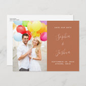 Terracotta Rust & Blush Script Foto Bewaar de datu Briefkaart (Voorkant / Achterkant)