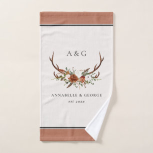 Terracotta sage green stag antler florale elegant bad handdoek