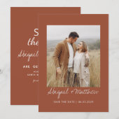 Terracotta Simple Handgeschreven Save The Date Fot Kaart (Voorkant / Achterkant)