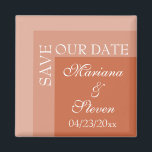 Terracotta Simple Modern Chic Script Wedding Magneet<br><div class="desc">Eenvoudige moderne chic script bruiloft magneet 'SAVE OUR DATE' voor bruiden die hun ceremonies in de moderne Terracotta aanprijzen. Al reeks op moderne witte doopvont met initialen aan de kant.</div>