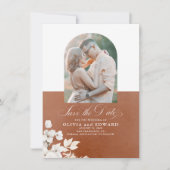 Terracotta Witte Bloemen Boho Bewaar de Datum Foto Save The Date (Voorkant)