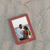 Terracotta zeesterren monogram foto save the date