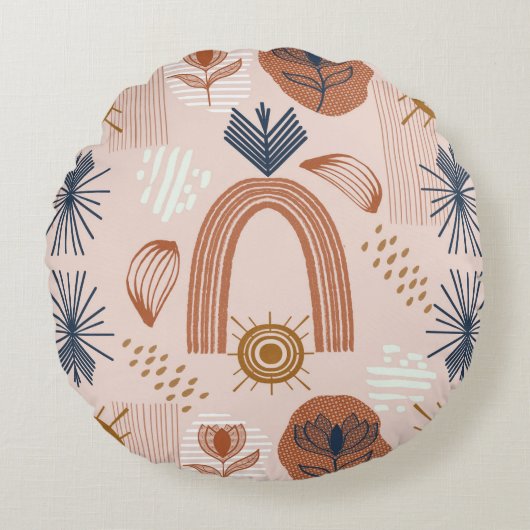 Terracotta Zonsopgang: Boho Harmony, Blush Pink Rond Kussen (Voorkant)