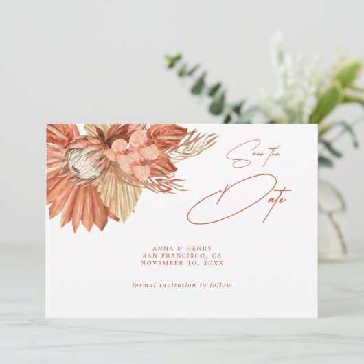 Terrarotta Boho Gedroogde Bloem Pampas Bewaar de D Save The Date (Staand voorkant)