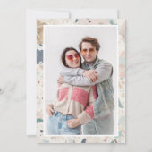 Terrazzo pastel kleuren Retro boog bruiloft foto Save The Date (Achterkant)