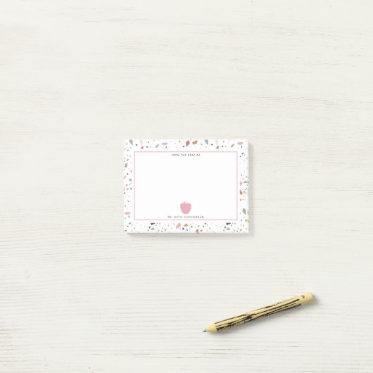 Terrazzo Pattern Pink Apple Teacher Post-it® Notes (Op bureau)