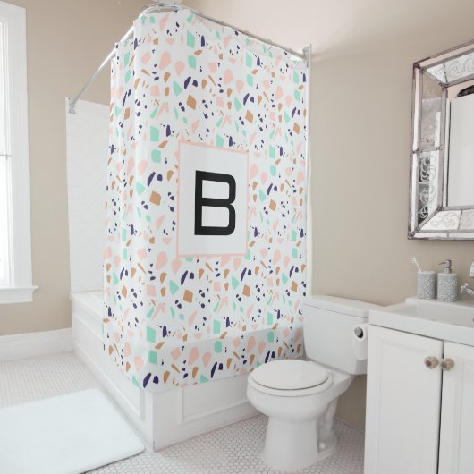 Terrazzo white blush mint monogram douchegordijn (In situ)