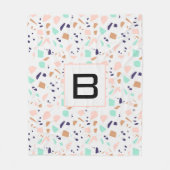 Terrazzo white blush mint monogram fleece deken (Voorkant)