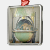 Terrestrisch wereldbol en hemelzee metalen ornament (Links)