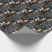 Terrier gluren rond een oude deur cadeaupapier (Hoek)