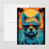 Terrier met zonnebril op het strand briefkaart (Voorkant / Achterkant)