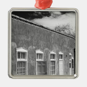 Territoriale stijl architectuur, Santa Fe, New Metalen Ornament