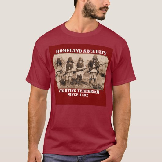 Terrorismebestrijding sinds 1492 t-shirt (Voorkant)