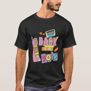 Terug naar de 90s-outfits voor vrouwen die kostuum t-shirt