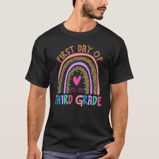 Terug naar de schoolregenboog Fijne eerste dag van T-shirt