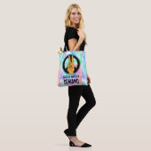 Terug naar populaire vraag | Vredesteken Stropdas- Tote Bag (Op model)