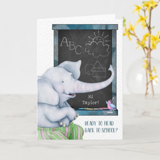 Terug naar School Elephant Chalkboard Personaliser Kaart (Gele Bloem)