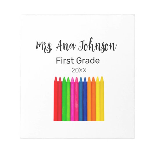 Terug naar school kleurpotloden voegen naam klasse notitieblok (Voorkant)