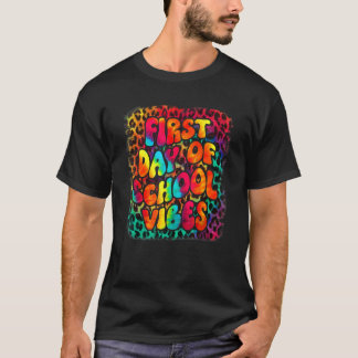 Terug naar School Vibes Happy First Day of School  T-shirt