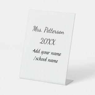 Terug naar school voeg de naam van de leerkracht j reclamebord met voetstuk