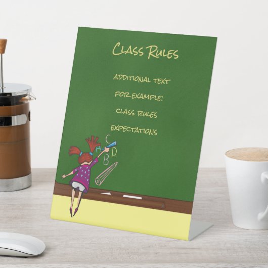 Terug naar schoolbord met meisje reclamebord met voetstuk (Insitu)