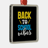 Terug naar schoolvirussen metalen ornament (Rechts)