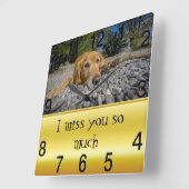 Terugkeren op het rotzige strand. Ik heb nagedacht Vierkante Klok (Hoek)