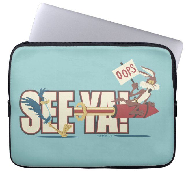 TERWIJL E. COYOTE™ raketten voorbij ROAD RUNNER™ Laptop Sleeve (Voorkant)