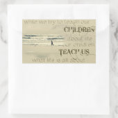 Terwijl we onze kinderen proberen te trainen rechthoekige sticker (Tas)