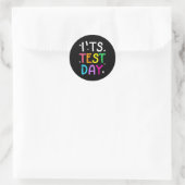 Testdag voor leraar Het is testdag Grappig Ronde Sticker (Tas)