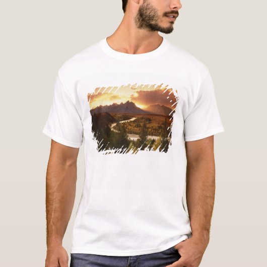 Teton Range bij zonsondergang, vanuit Snake River T-shirt (Voorkant)
