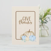 Tevreden bedankt met bekendmaking kaart (Staand voorkant)