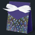 Texas Blue Bonnet Blitz Design Bedankdoosjes<br><div class="desc">This is a beautiful bluebonnet floral design. Enhance your beautiful gift with this beautiful bluebonnet floral design. This giftbox is great desig for Texans since it is the State flower of Texas but,  it is also a great floral design for anyone and all occasions.</div>