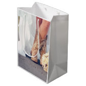 Texas Bride in het Vrijgezellenfeest Boots Medium Cadeauzakje (Achterkant Gekanteld)