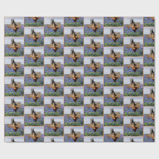 Texas Oil Pump Jack op Sunset on Bluebonnets Cadeaupapier (Vlak)