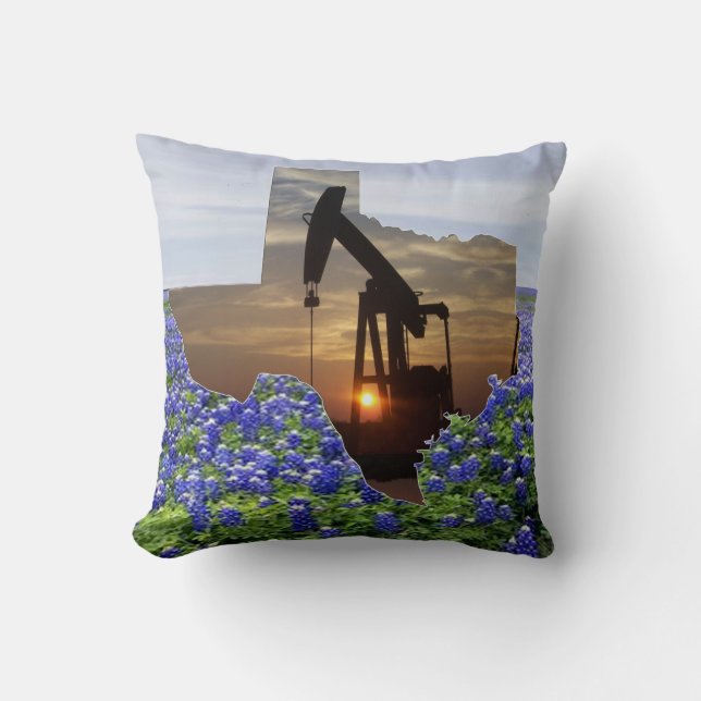 Texas Oil Pump Jack Sunset and Bluebonnets Kussen (Voorkant)