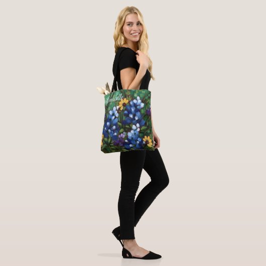 "Texas Wildflower-Bluebonnets" Aangepaste Canvas t Tote Bag (Op model)